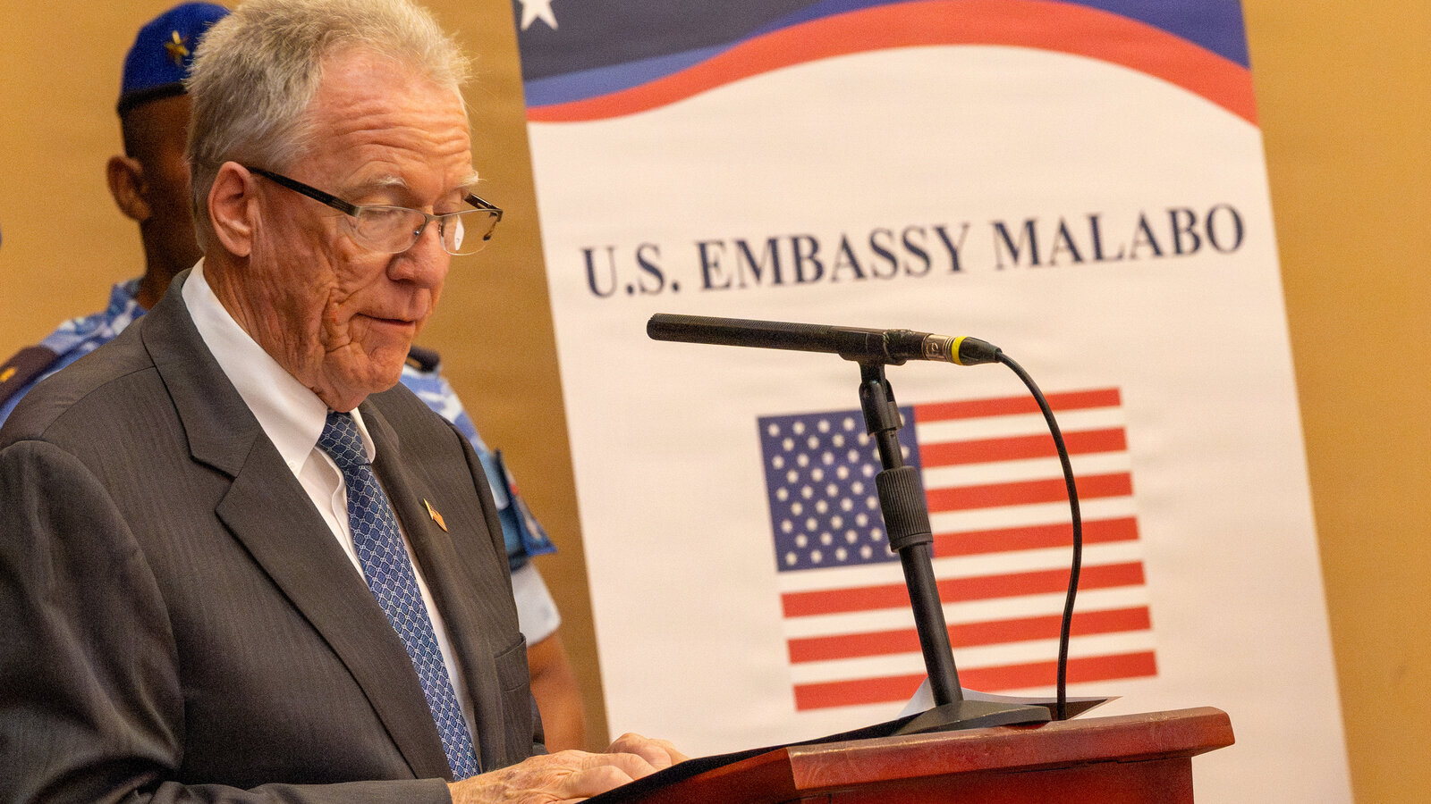 U.S. Ambassador David Gilmour at the closing ceremony of U.S.-Equatorial Guinea Joint Combined Exchange Training in Malabo, April 2026